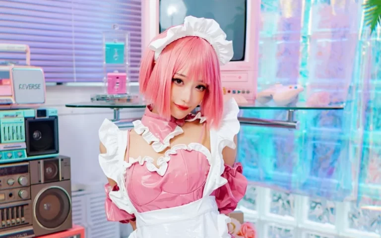saki castle cosplayer maid hot pink